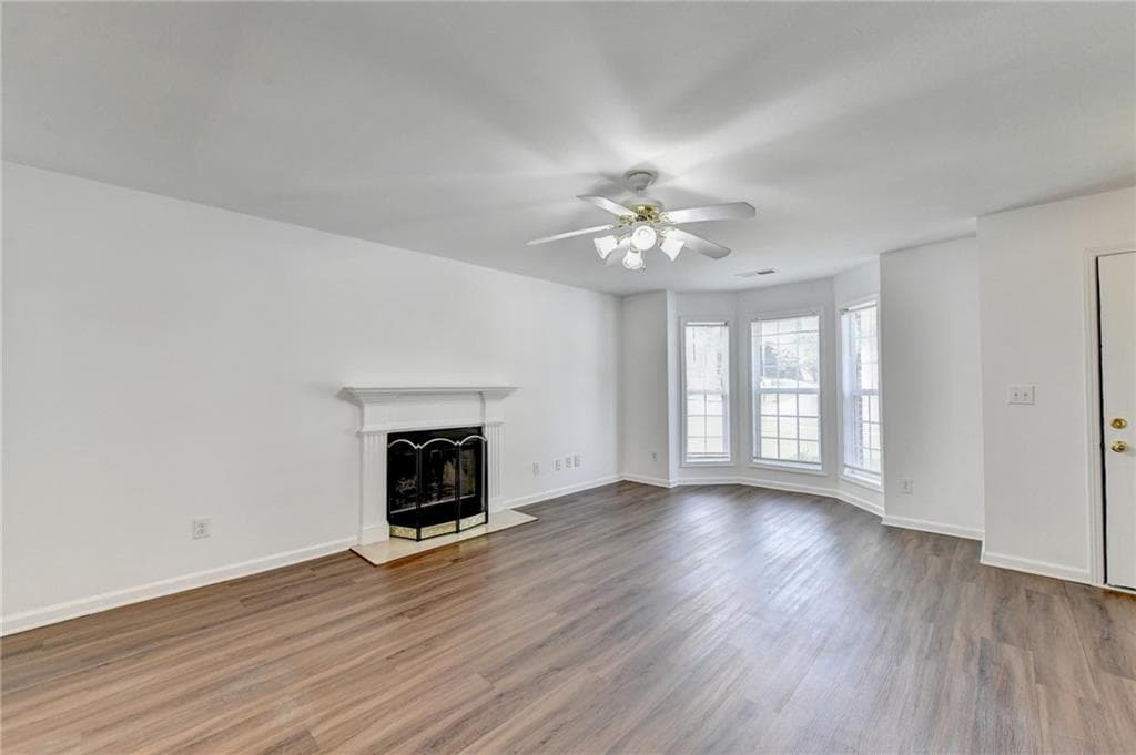 4 bedroom, 3 bathroom, 2,076 sq ft single family residence for sale at 6383 Grand Hickory Drive, Braselton, GA 30517 — photo 8
