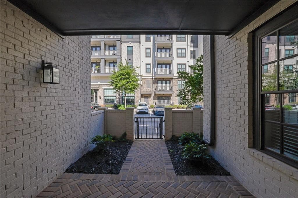 3 bedroom, 4 bathroom, 3,576 sq ft townhouse for rent at 6572 Aria Village Drive, Sandy Springs, GA 30328 for $5,500 a month — photo 10