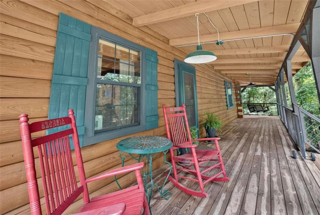 5 bedroom, 6 bathroom, 3,470 sq ft single family residence under contract at 7048 Shell Road, Winston, GA 30187 — photo 4
