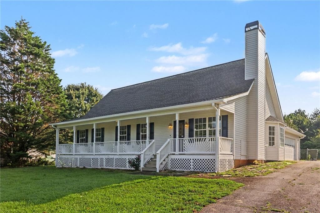 4 bedroom, 3 bathroom, 1,724 sq ft single family residence under contract at 4075 Asbury Mill Road, Cleveland, GA 30528