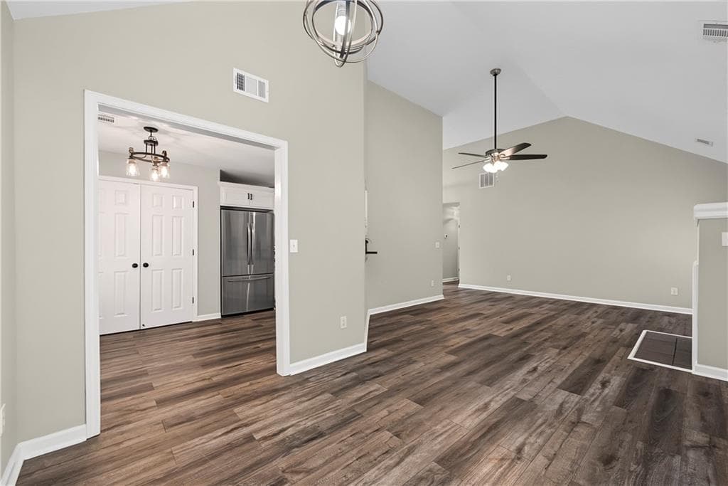 3 bedroom, 2 bathroom, 1,346 sq ft single family residence for sale at 7650 Summit Trail, Riverdale, GA 30274 — photo 6