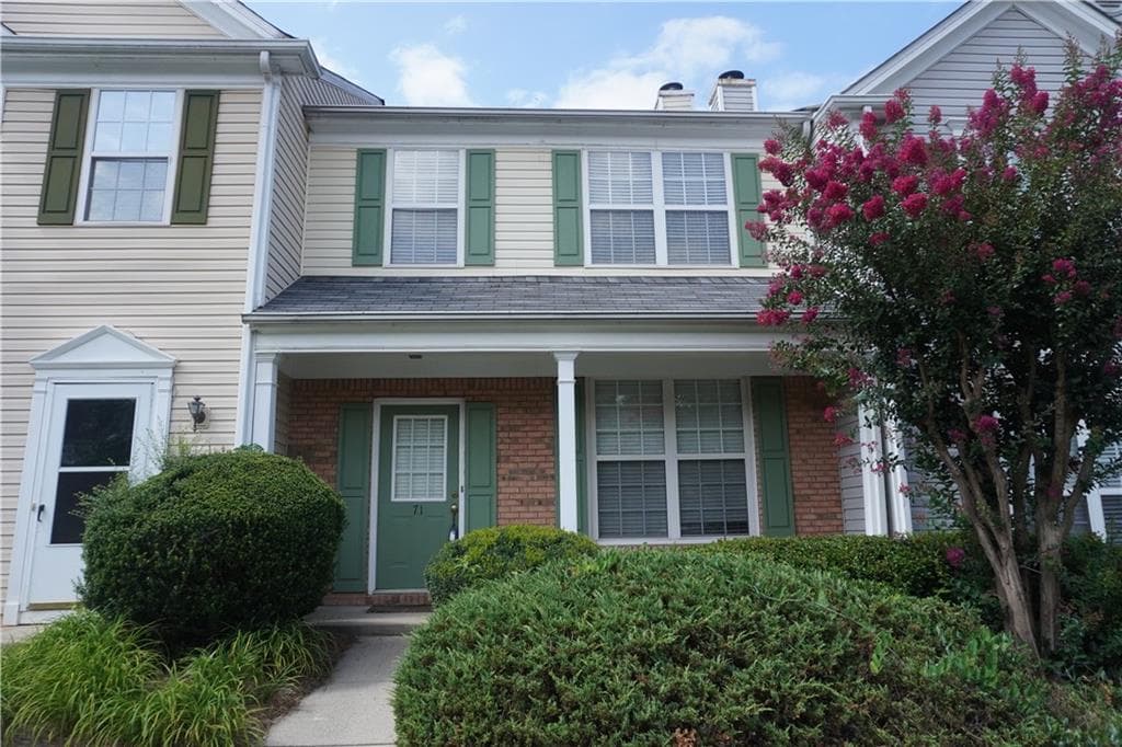 2 bedroom, 3 bathroom, 1,240 sq ft condominium for rent at 71 Highoak Drive 13, Marietta, GA 30066 for $1,750 a month — photo 1 of 23