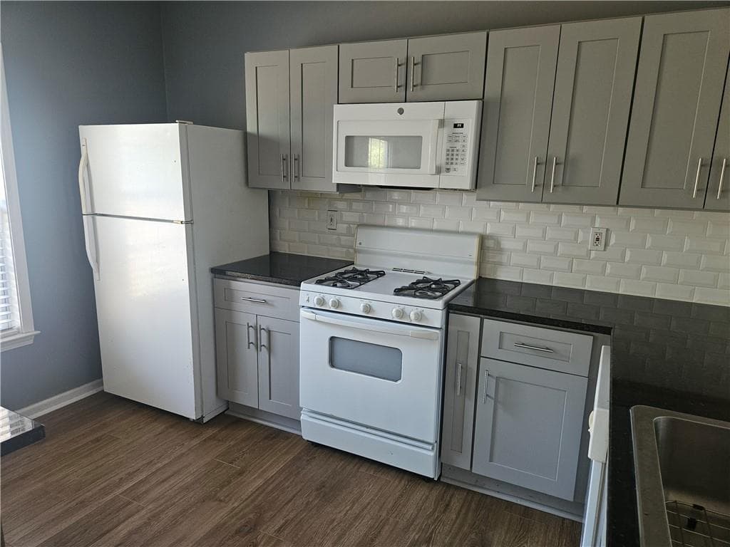 2 bedroom, 3 bathroom, 1,240 sq ft condominium for rent at 71 Highoak Drive 13, Marietta, GA 30066 for $1,750 a month — photo 6