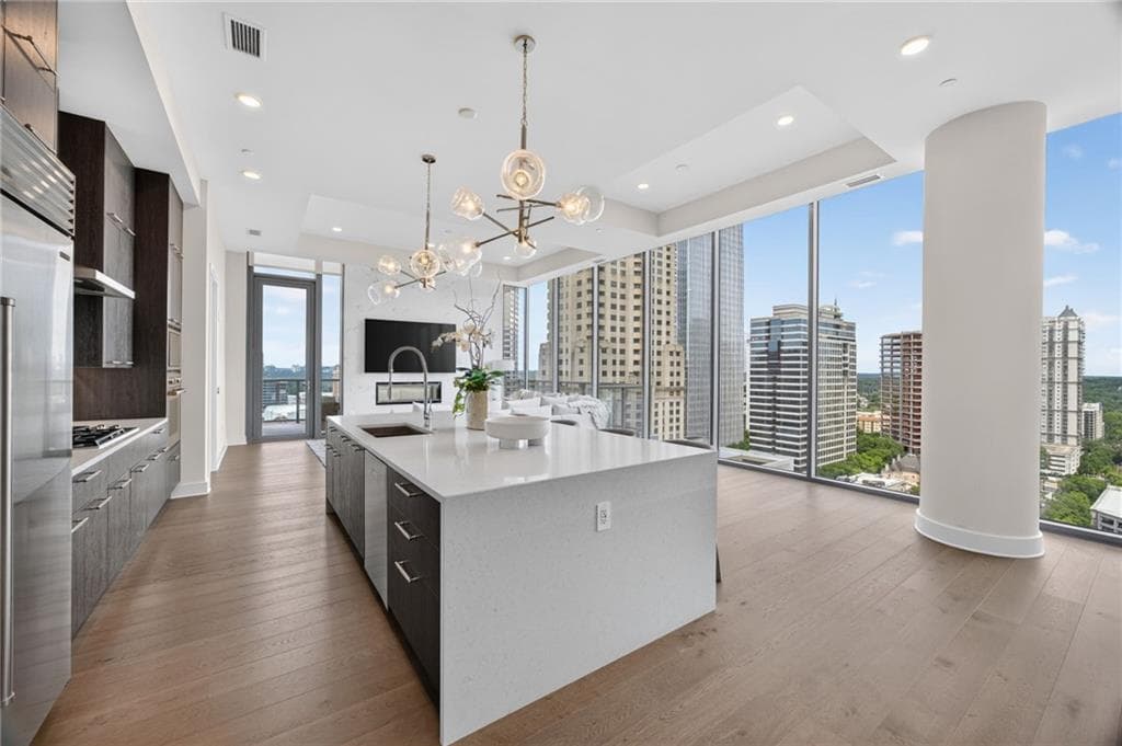 3 bedroom, 3 bathroom, 2,071 sq ft condominium for sale at 40 12th Street 1903, Atlanta, GA 30309 — photo 3