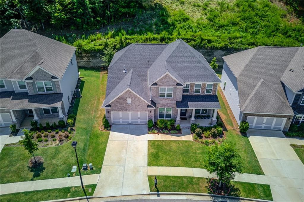 5 bedroom, 5 bathroom, 3,488 sq ft single family residence for sale at 4819 Sierra Creek Drive, Hoschton, GA 30548 — photo 2