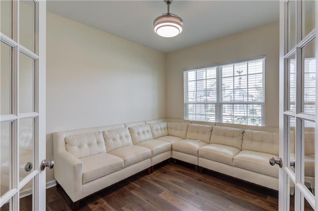 5 bedroom, 5 bathroom, 3,488 sq ft single family residence for sale at 4819 Sierra Creek Drive, Hoschton, GA 30548 — photo 8