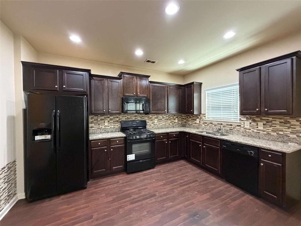 4 bedroom, 3 bathroom, 2,102 sq ft single family residence for rent at 881 Franklin Mill Trace, Loganville, GA 30052 for $2,275 a month — photo 8