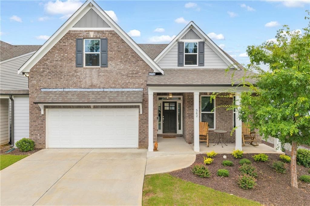 3 bedroom, 3 bathroom, 2,872 sq ft single family residence for sale at 542 Bray Street, Woodstock, GA 30188