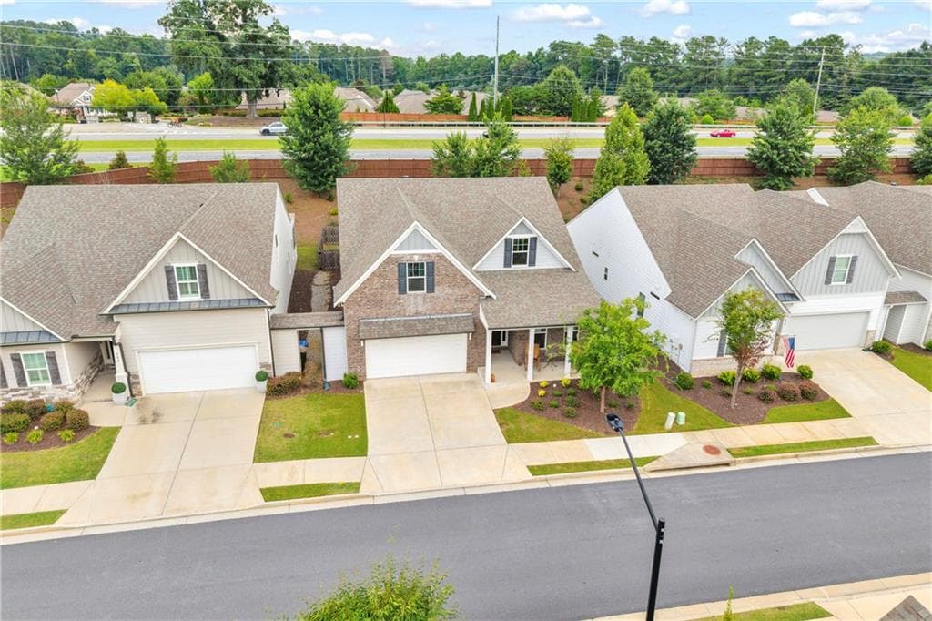 3 bedroom, 3 bathroom, 2,872 sq ft single family residence for sale at 542 Bray Street, Woodstock, GA 30188 — photo 3