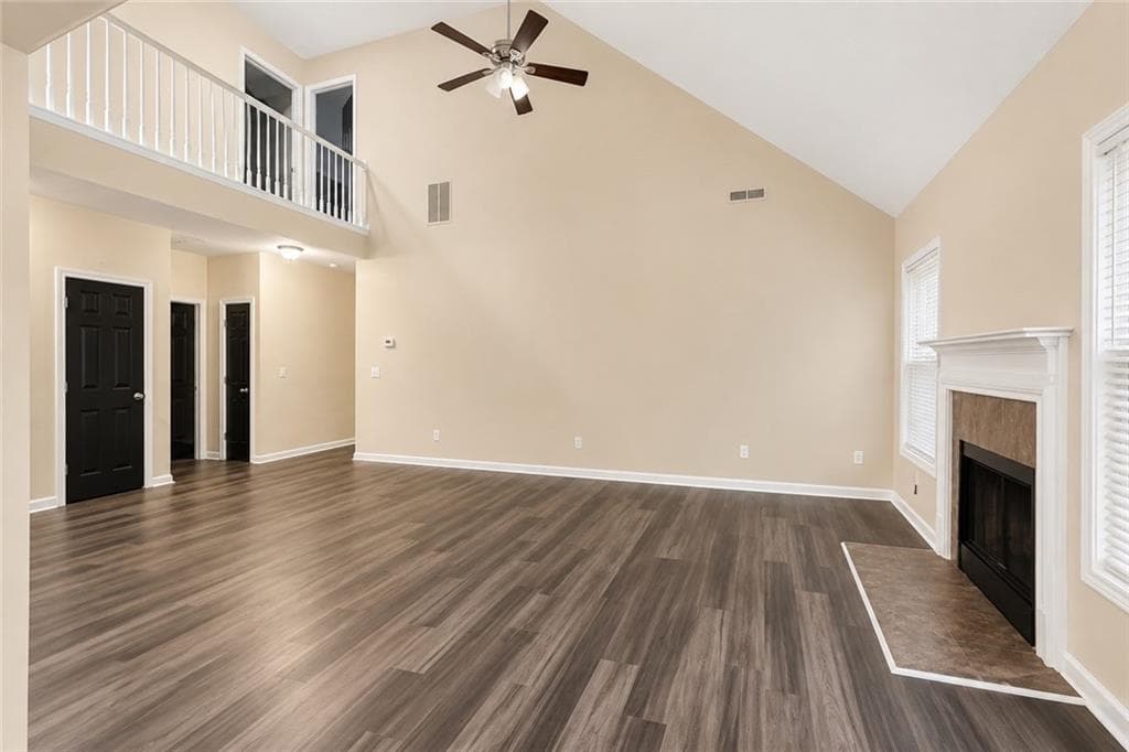 5 bedroom, 3 bathroom, 2,384 sq ft single family residence for sale at 2315 Lake Royale Drive, Riverdale, GA 30296 — photo 3