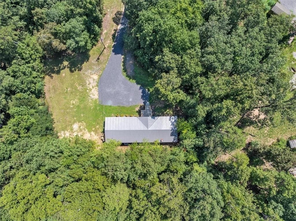 4 bedroom, 2 bathroom, 2,128 sq ft single family residence for sale at 827 Brackett Ridge Road, Chatsworth, GA 30705 — photo 6