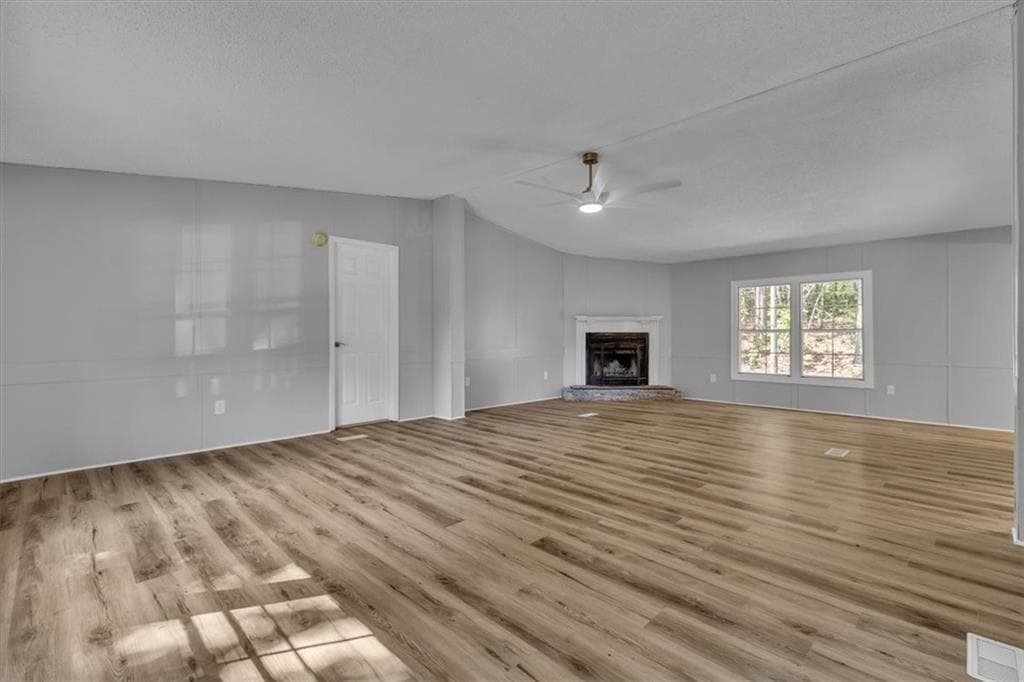 4 bedroom, 2 bathroom, 2,128 sq ft single family residence for sale at 827 Brackett Ridge Road, Chatsworth, GA 30705 — photo 10