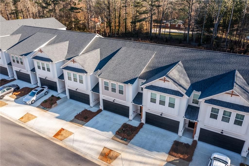 3 bedroom, 3 bathroom, 1,936 sq ft townhouse for rent at 214 Rockfern Terrace 34, Lilburn, GA 30047 for $2,500 a month — photo 6