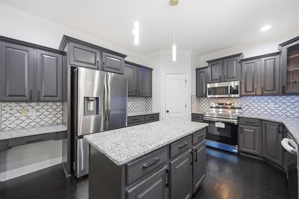 4 bedroom, 3 bathroom, 2,798 sq ft single family residence for rent at 2000 Millstone Drive, Conyers, GA 30094 for $3,300 a month — photo 2