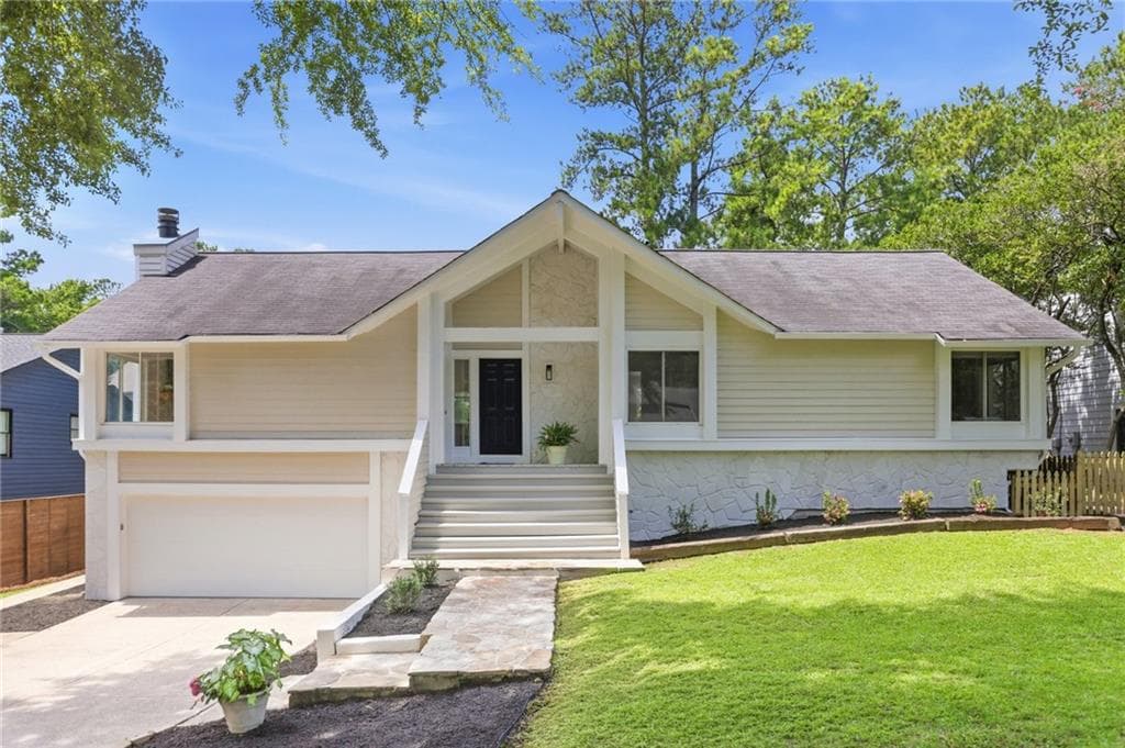 4 bedroom, 3 bathroom, 2,805 sq ft single family residence under contract at 3313 Clubland Drive, Marietta, GA 30068