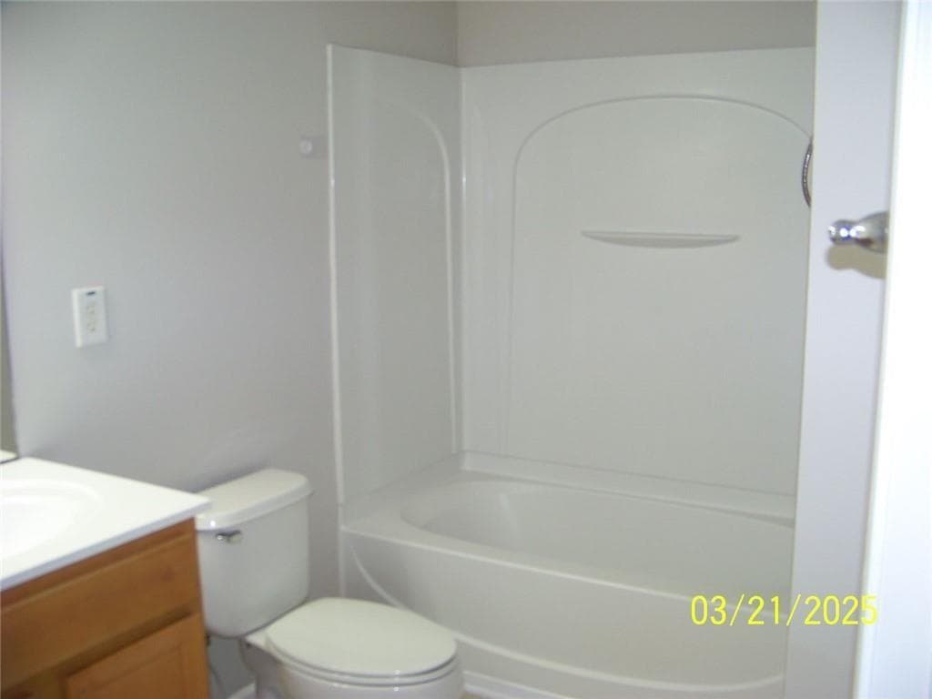 3 bedroom, 3 bathroom, 1,460 sq ft townhouse for rent at 2787 Deerwood Lane, Atlanta, GA 30331 for $1,800 a month — photo 8