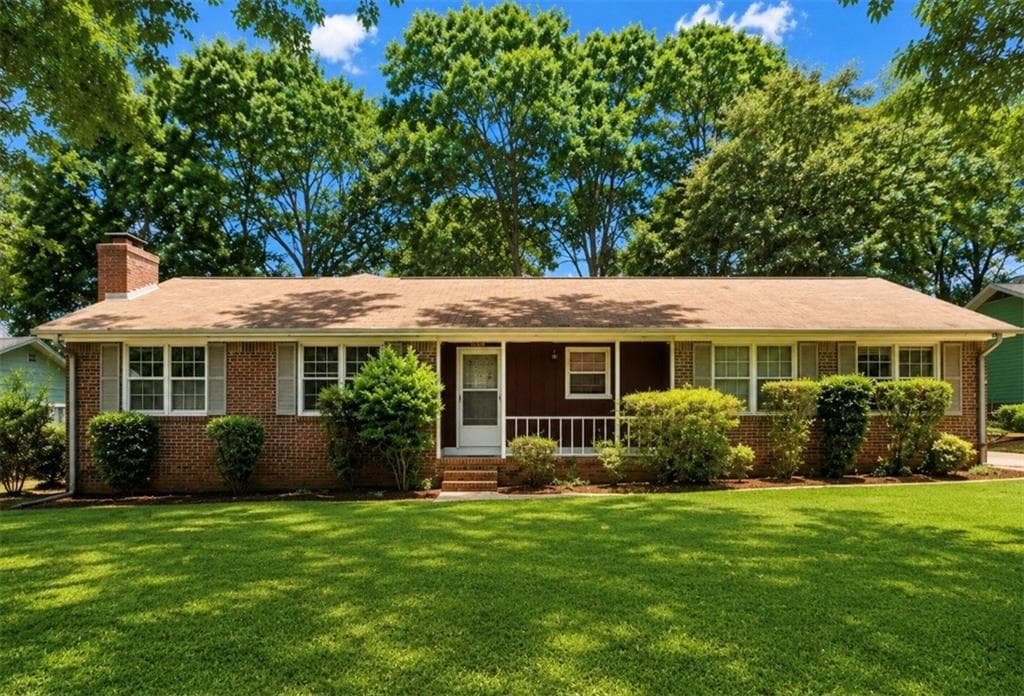 3 bedroom, 2 bathroom, 1,471 sq ft single family residence under contract at 1940 Old Concord Drive, Covington, GA 30016