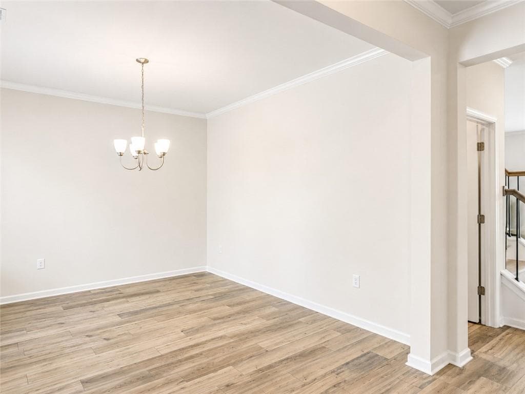 4 bedroom, 3 bathroom, 2,506 sq ft single family residence for sale at 3046 Steinbeck Way, Atlanta, GA 30344 — photo 5