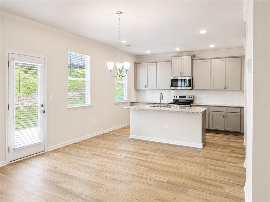 4 bedroom, 3 bathroom, 2,506 sq ft single family residence for sale at 3046 Steinbeck Way, Atlanta, GA 30344 — photo 6