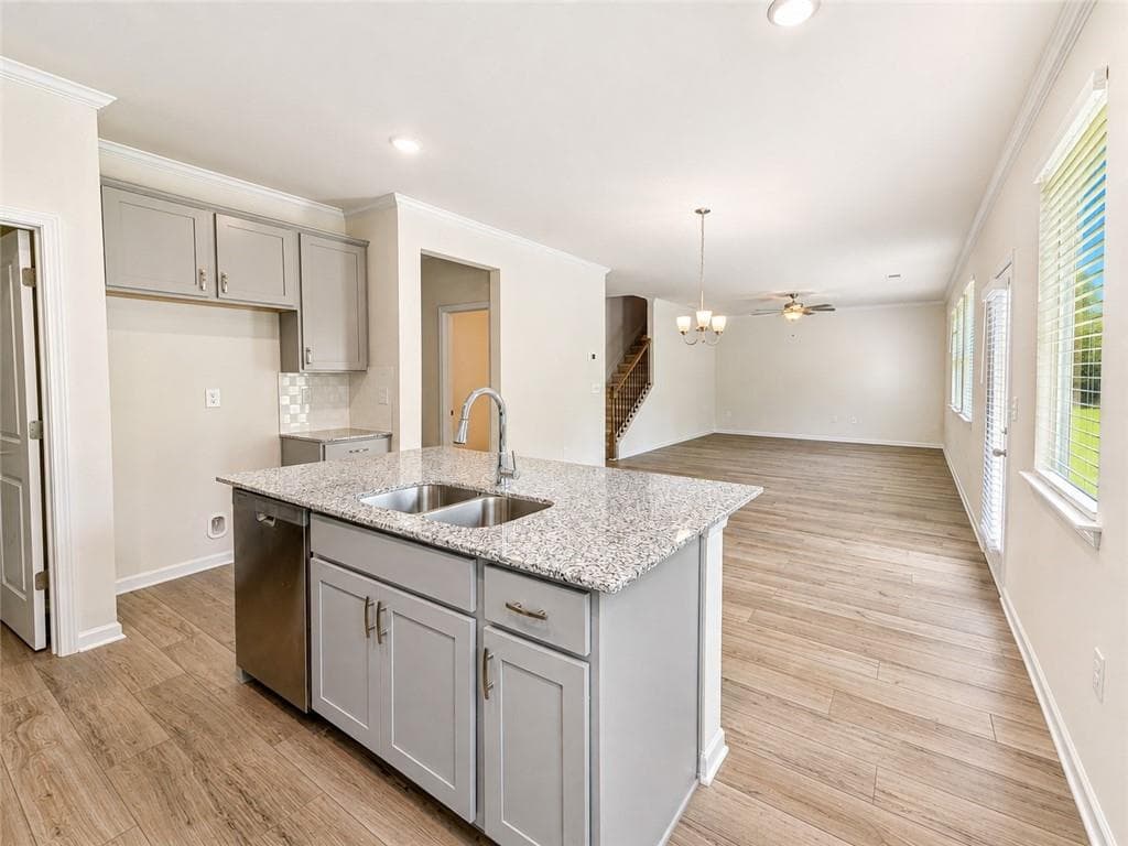 4 bedroom, 3 bathroom, 2,506 sq ft single family residence for sale at 3046 Steinbeck Way, Atlanta, GA 30344 — photo 8