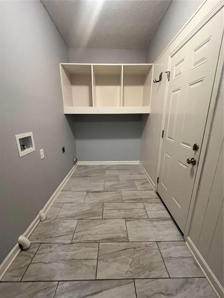 3 bedroom, 2 bathroom, 1,186 sq ft single family residence for sale at 6015 Sumter Drive, Douglasville, GA 30135 — photo 10