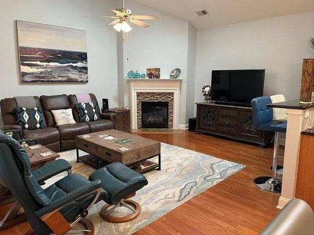 2 bedroom, 2 bathroom, 1,488 sq ft single family residence under contract at 311 Acuba View, Woodstock, GA 30188 — photo 3