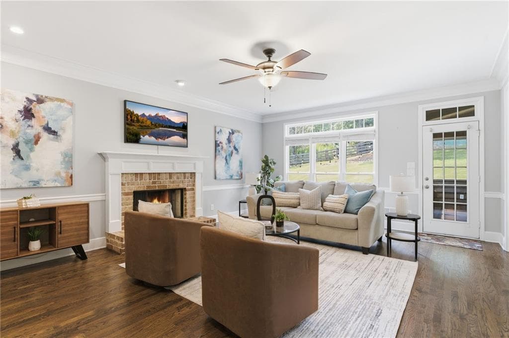 4 bedroom, 4 bathroom, 4,319 sq ft single family residence for sale at 112 Grandcrest Drive, Suwanee, GA 30024 — photo 9