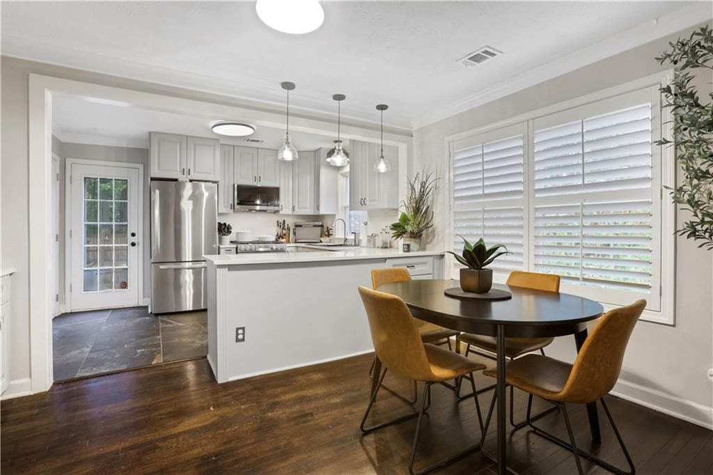 3 bedroom, 2 bathroom, 1,656 sq ft single family residence for sale at 1444 Mcpherson Avenue, Atlanta, GA 30316 — photo 7