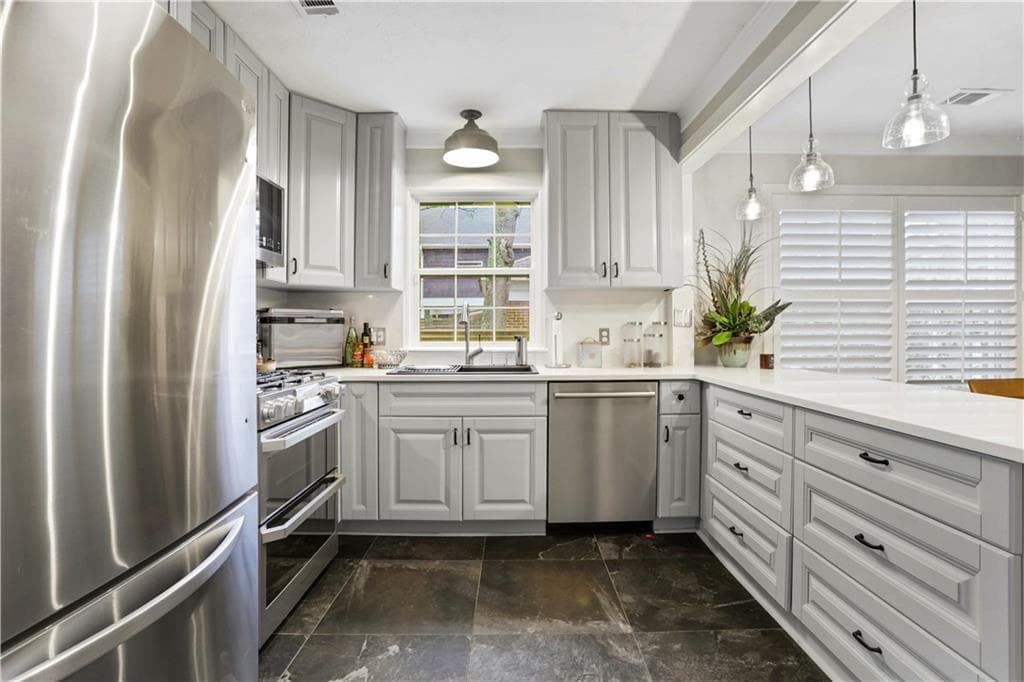 3 bedroom, 2 bathroom, 1,656 sq ft single family residence for sale at 1444 Mcpherson Avenue, Atlanta, GA 30316 — photo 10