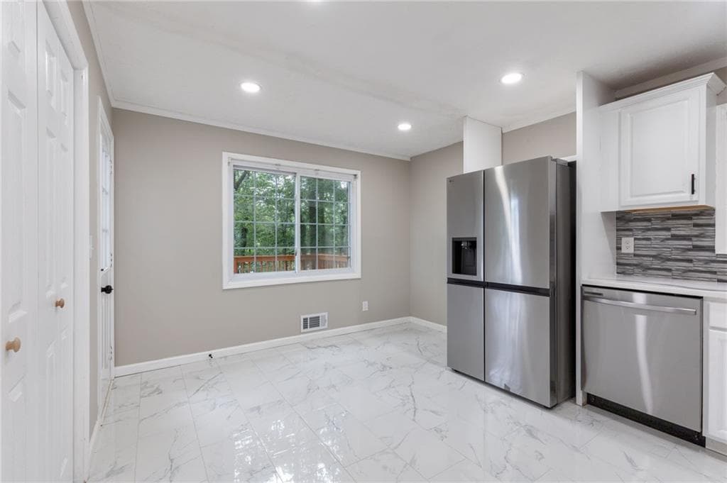 4 bedroom, 3 bathroom, 3,108 sq ft single family residence for sale at 1001 Gunners Walk, Tucker, GA 30084 — photo 10