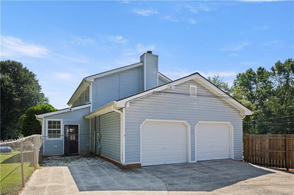 4 bedroom, 3 bathroom, 2,160 sq ft single family residence for sale at 91 Bentridge Court, Lawrenceville, GA 30043 — photo 10