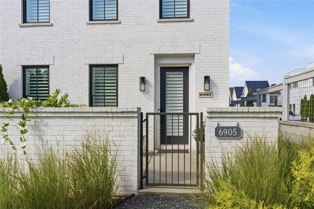 4 bedroom, 4 bathroom, 2,804 sq ft townhouse for sale at 6905 Viridian Alley, Alpharetta, GA 30005 — photo 3