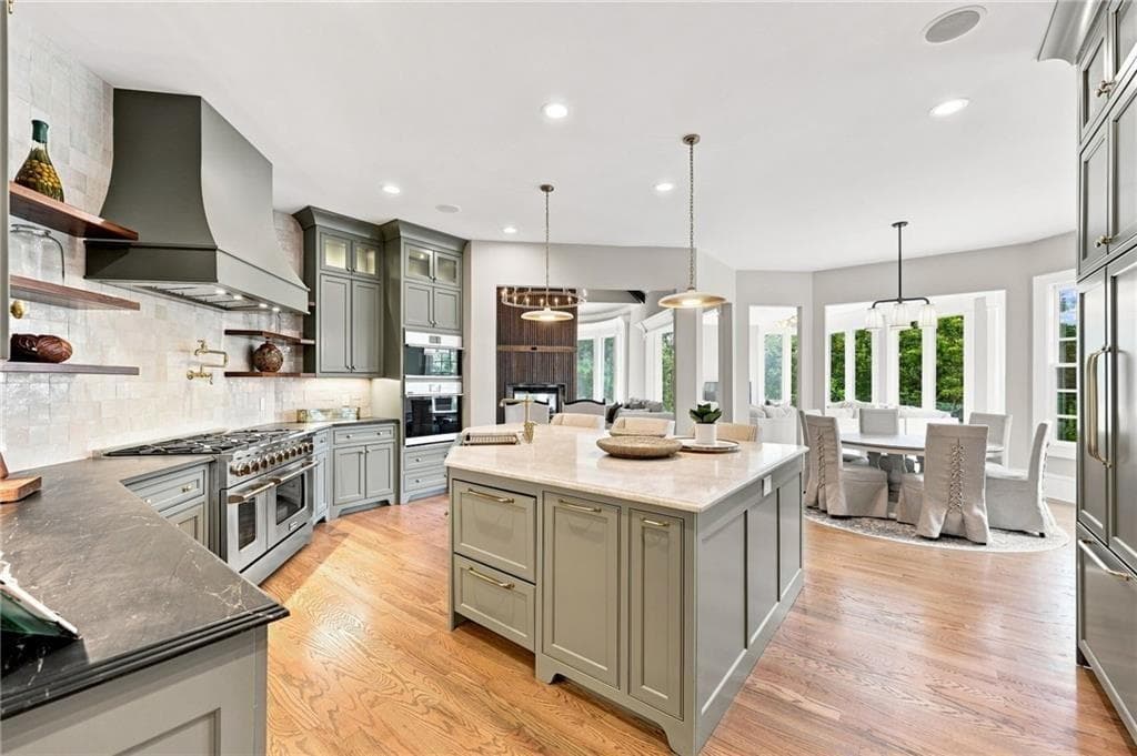 6 bedroom, 9 bathroom, 10,250 sq ft single family residence for sale at 6756 Hedge Row Lane, Gainesville, GA 30506