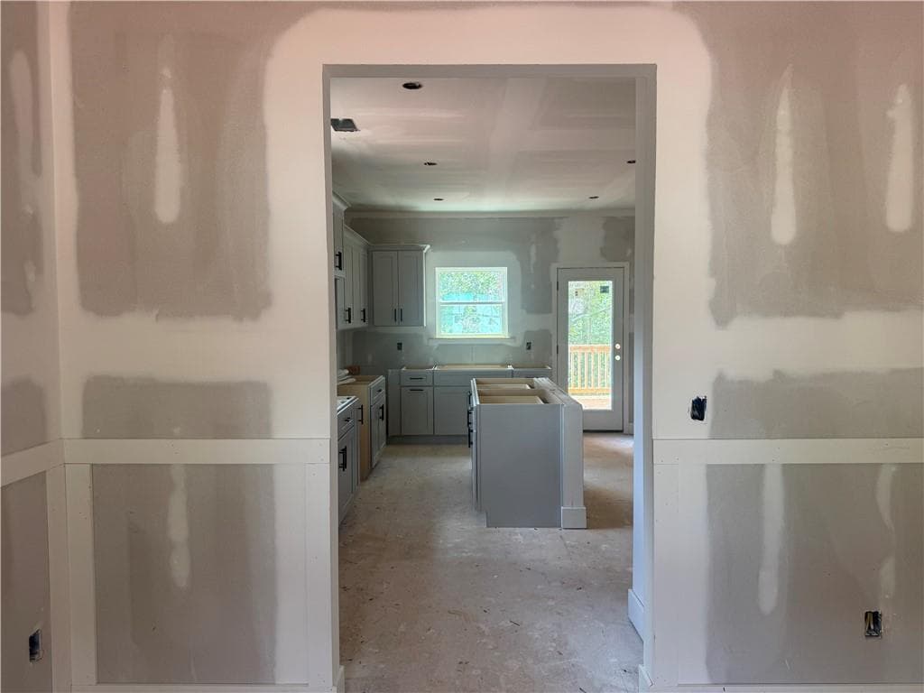 5 bedroom, 5 bathroom, 3,681 sq ft single family residence for sale at 158 Blackberry Court, Pendergrass, GA 30567 — photo 4