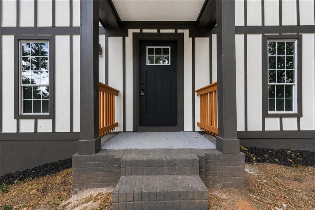 4 bedroom, 3 bathroom, 3,108 sq ft single family residence for sale at 1001 Gunners Walk, Tucker, GA 30084 — photo 3