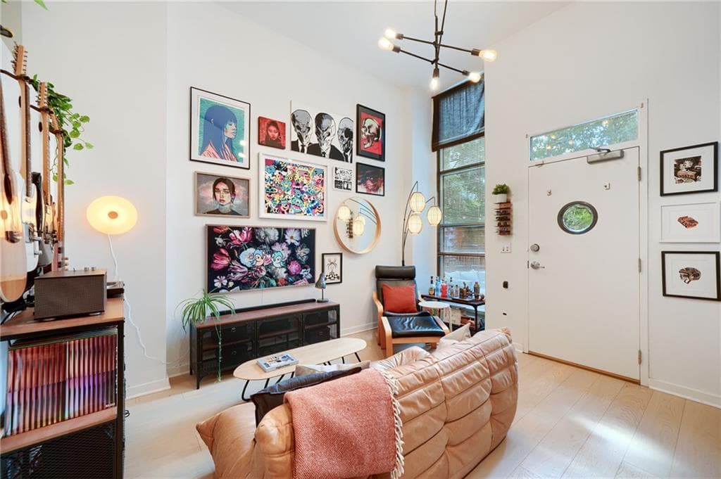 1 bedroom, 1 bathroom, 652 sq ft condominium for sale at 860 Peachtree Street 105, Atlanta, GA 30308 — photo 7