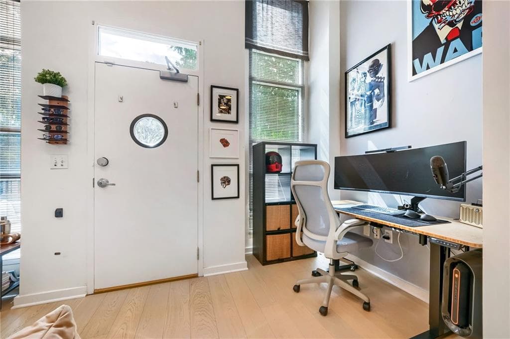 1 bedroom, 1 bathroom, 652 sq ft condominium for sale at 860 Peachtree Street 105, Atlanta, GA 30308 — photo 8