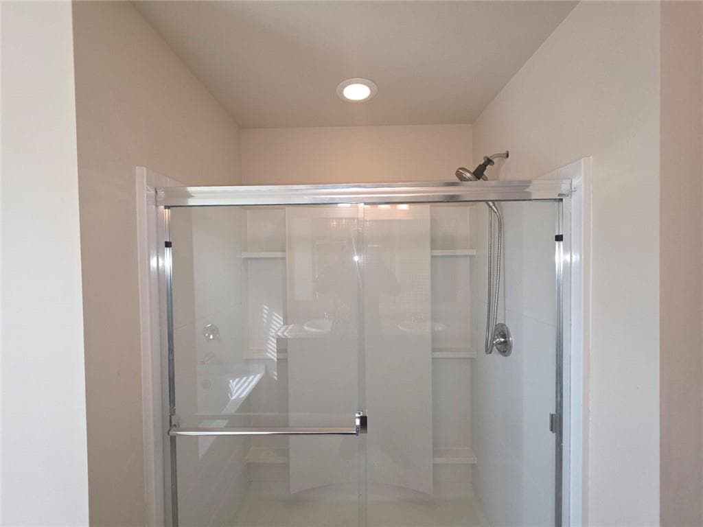 5 bedroom, 3 bathroom, 2,556 sq ft single family residence for rent at 3877 Makeover Court, South Fulton, GA 30349 for $2,800 a month — photo 7