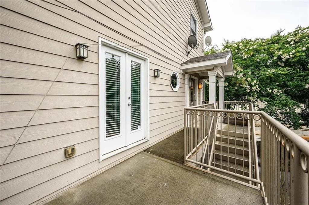 2 bedroom, 2 bathroom, 1,500 sq ft condominium for rent at 1206 Piedmont Avenue 4, Atlanta, GA 30309 for $2,900 a month — photo 3