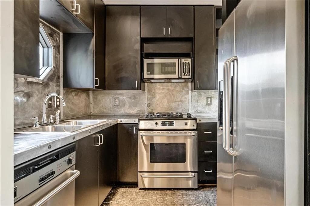 2 bedroom, 2 bathroom, 1,500 sq ft condominium for rent at 1206 Piedmont Avenue 4, Atlanta, GA 30309 for $2,900 a month — photo 7
