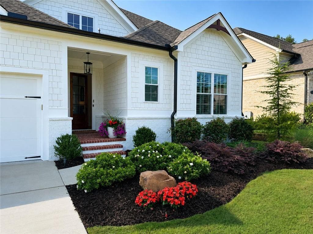 4 bedroom, 4 bathroom, 4,295 sq ft single family residence under contract at 3780 Montebello Parkway, Cumming, GA 30028 — photo 6
