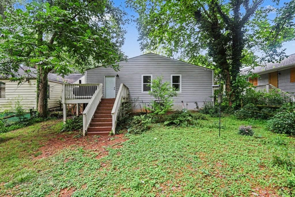 3 bedroom, 3 bathroom, 1,697 sq ft single family residence for sale at 1401 Mims Street, Atlanta, GA 30314 — photo 7
