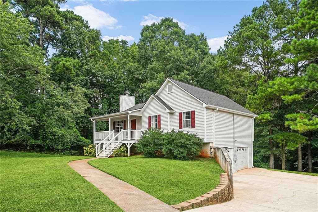 3 bedroom, 3 bathroom, 1,333 sq ft single family residence for sale at 50 S Wilson Street, Villa Rica, GA 30180 — photo 3