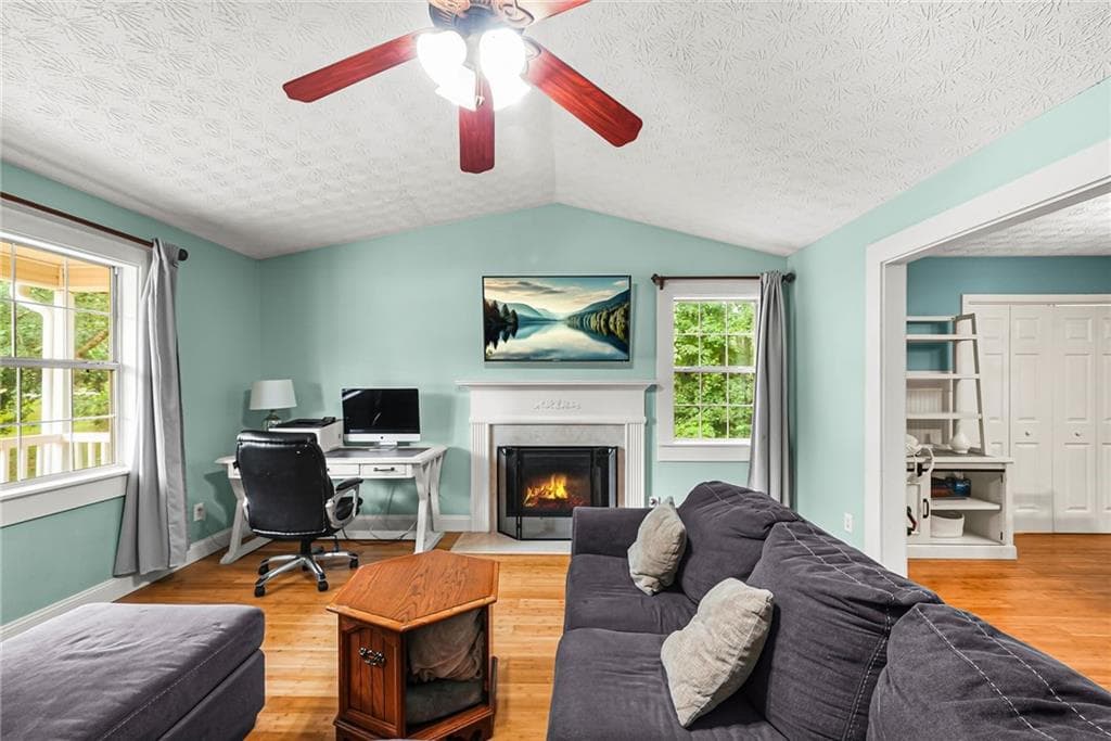 3 bedroom, 3 bathroom, 1,333 sq ft single family residence for sale at 50 S Wilson Street, Villa Rica, GA 30180 — photo 5
