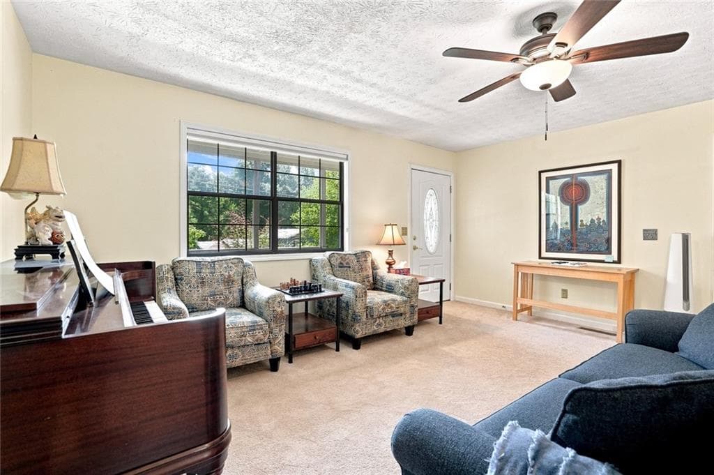 3 bedroom, 2 bathroom, 1,940 sq ft single family residence under contract at 1320 Sunsweet Drive, Lawrenceville, GA 30043 — photo 7