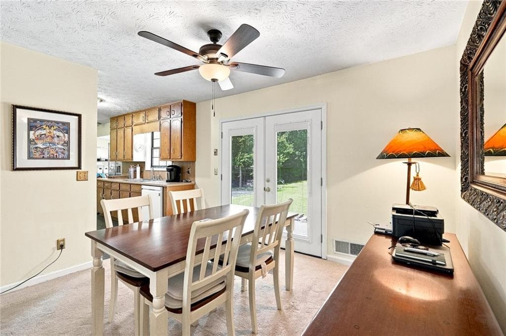 3 bedroom, 2 bathroom, 1,940 sq ft single family residence under contract at 1320 Sunsweet Drive, Lawrenceville, GA 30043 — photo 9