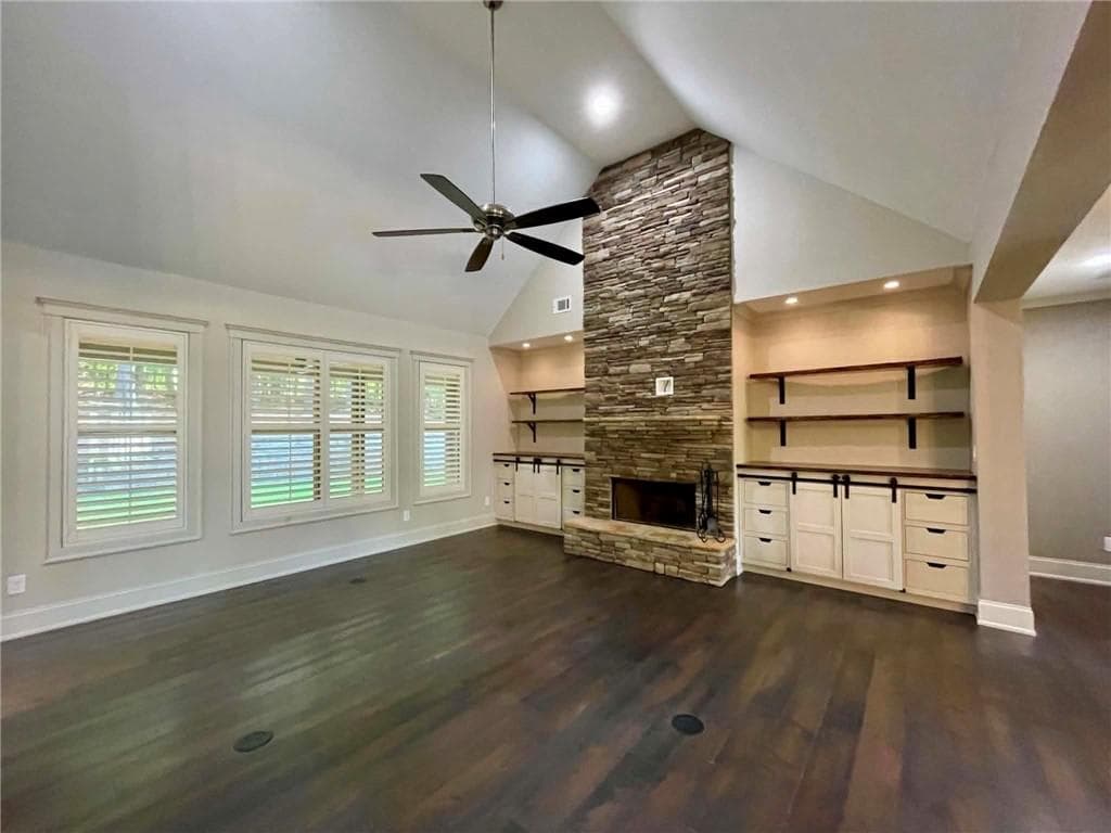 5 bedroom, 4 bathroom, 3,137 sq ft single family residence under contract at 497 Oak Forest Drive, Dawsonville, GA 30534 — photo 3