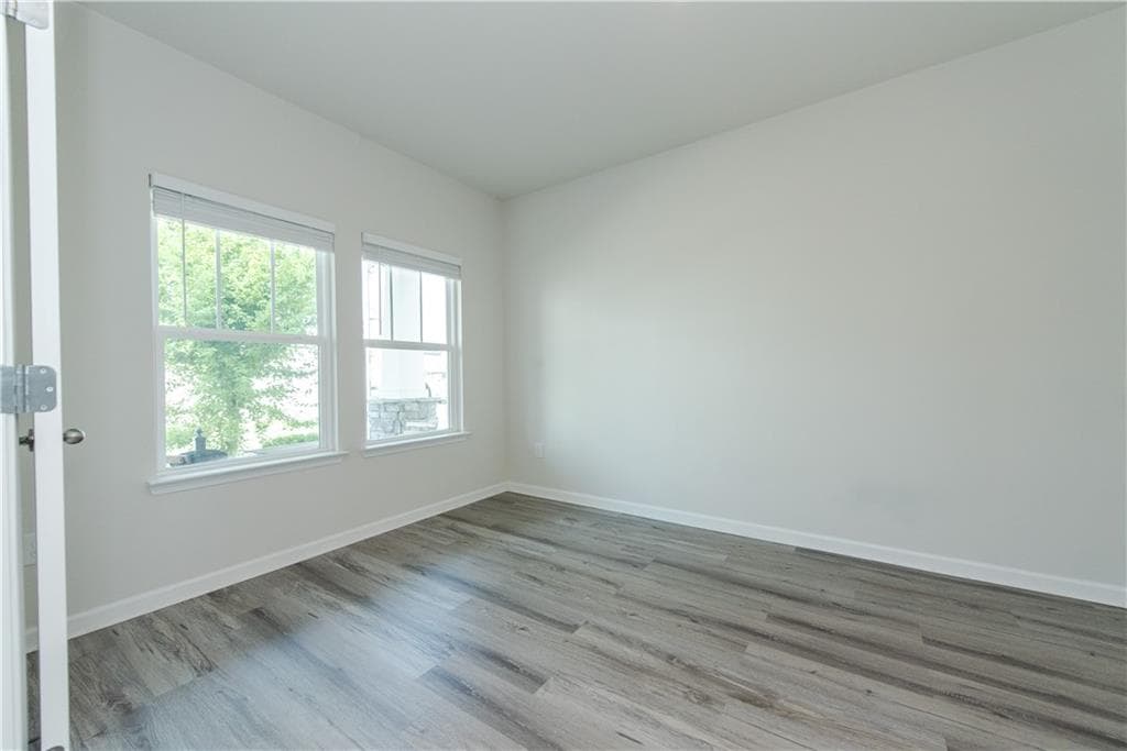 4 bedroom, 3 bathroom, 2,657 sq ft single family residence for sale at 4941 Silver Canoe Way, Lawrenceville, GA 30044 — photo 7