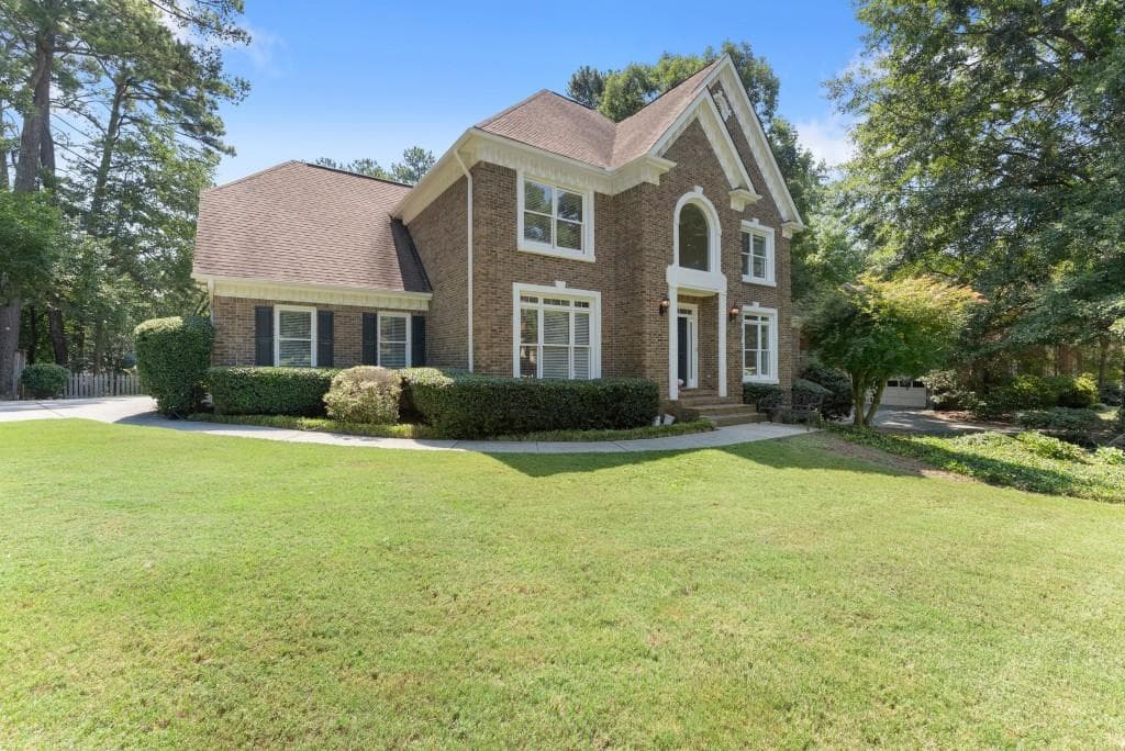 5 bedroom, 5 bathroom, 5,807 sq ft single family residence for sale at 1430 Roanoke Trace, Grayson, GA 30017 — photo 6