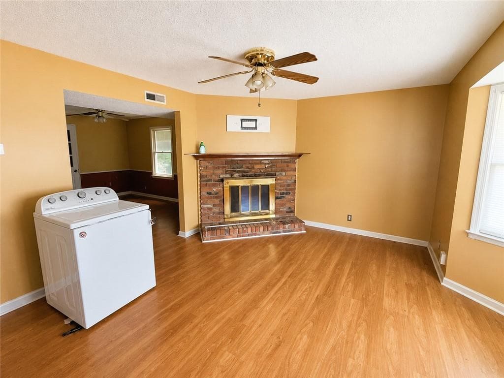3 bedroom, 2 bathroom, 1,144 sq ft townhouse for sale at 4375 Barrington Place, Macon, GA 31210 — photo 4